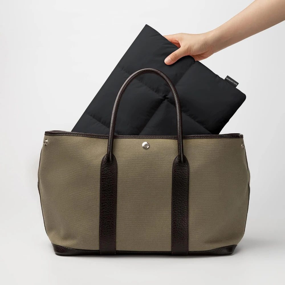 Comfyable Puffy Laptop Bag 13 14 15 Inch, For MacBook Air Xiaomi HP Shorkproof Resistant Ultra Light Fluffy Notebook Sleeve Case